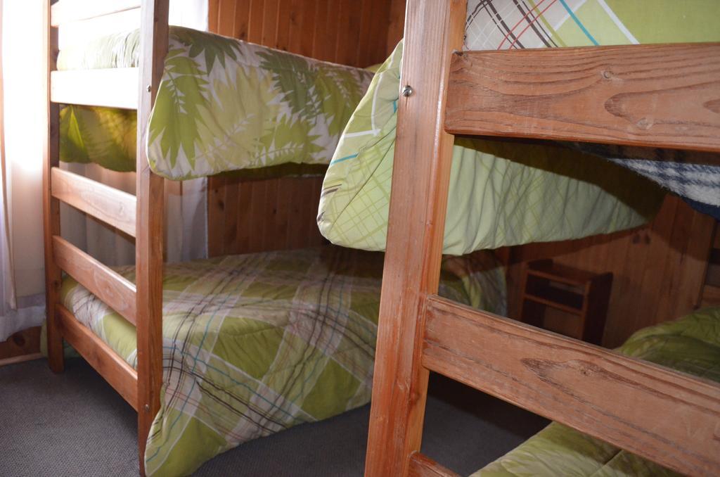 Hostal Victor Pucon Room photo